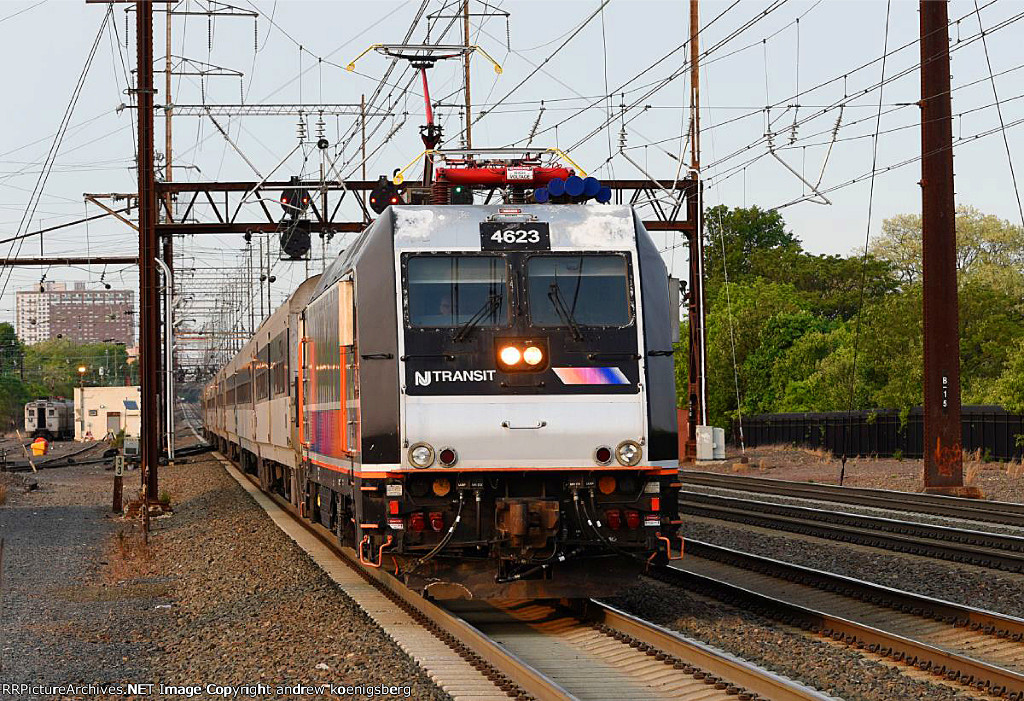 NJT 4623